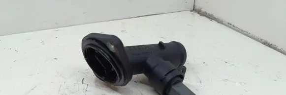Volkswagen PASSAT B6 Engine coolant pipe/hose 03G121121D 03l121121a