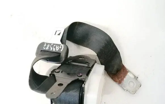 Mazda 2 Middle seatbelt (rear) 