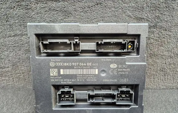 Audi A4 S4 B8 8K Comfort/convenience module 8K0907064GE 8K0907064FE