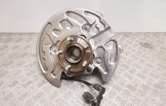Rear wheel hub spindle/knuckle