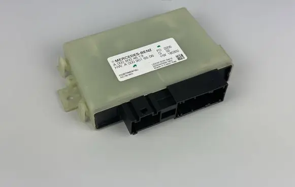 Mercedes-Benz E W213 Adblue control unit A0009004613 A0009016506 A2C16819800