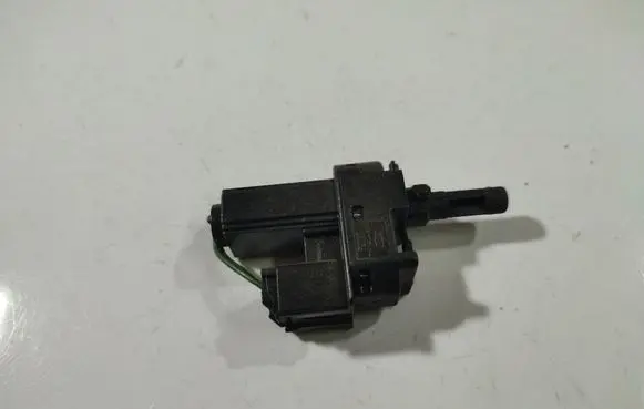Ford Grand C-MAX Brake pedal sensor switch 