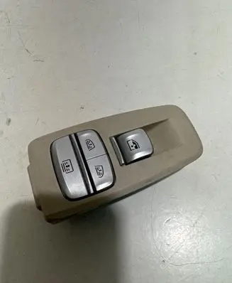 BMW 7 G11 G12 Electric window control switch 9382504 L10350 241015