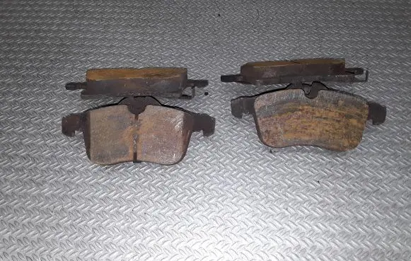 Opel Zafira B Brake pads (front) 
