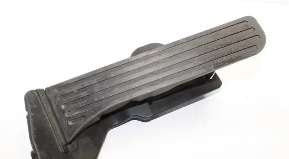 Volkswagen Scirocco Accelerator throttle pedal 1K2721503T 6PV010536
