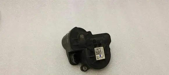 Audi A3 S3 8V Hand brake/parking brake motor 5Q0615405DE