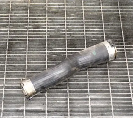BMW 5 F10 F11 Intercooler hose/pipe 7810614