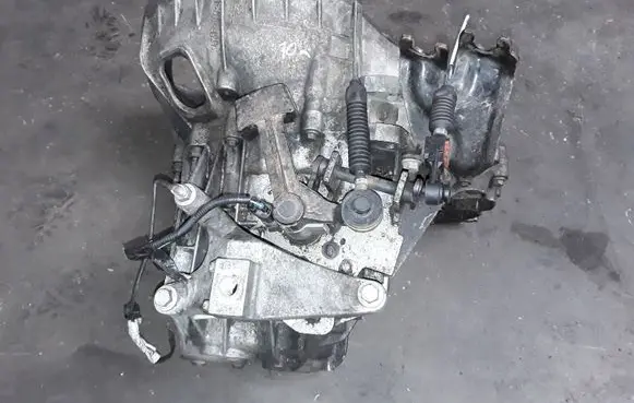 Ford C-MAX I Manual 5 speed gearbox 6M5R7002ZB R3T9A 4M5R7F096YA
