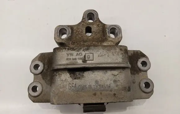 Volkswagen Caddy Engine mount bracket 1K0199555Q