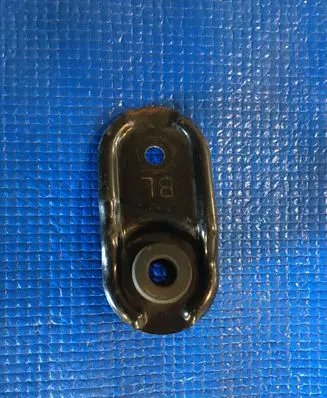 Radiator mount bracket