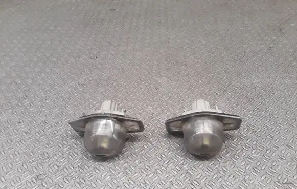 Honda FR-V Number plate light