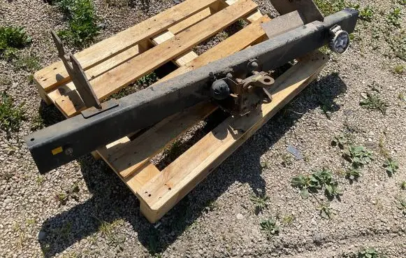 Toyota Hilux (AN10, AN20, AN30) Tow bar set 