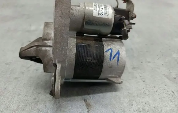 Renault Megane III Starter motor STX210317RSTARDAX