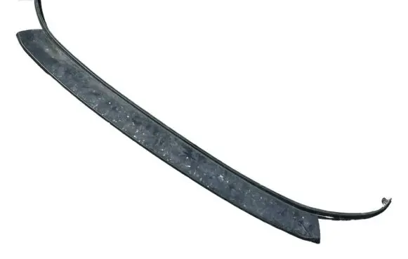 Front bumper lip