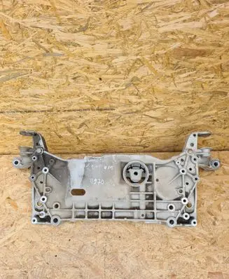 Volkswagen Golf V Front subframe 1K0199369F