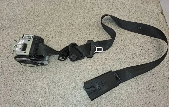 Renault Clio IV Front seatbelt 868854729R 3023755