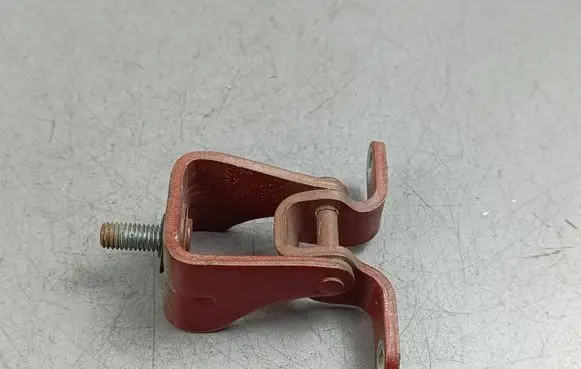 MG ZS Tailgate/trunk/boot hinge