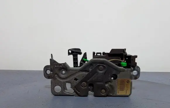 BMW 1 F40 Tailgate/trunk/boot lock/catch/latch 163672-10