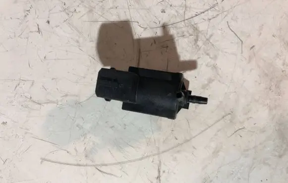 BMW 5 E60 E61 Turbo solenoid valve 1742712 72234100 07T068
