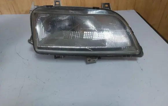 Volkswagen Sharan Headlight/headlamp 7N1941016D 0301048302 95VW13006FB