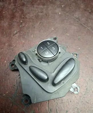 Mercedes-Benz E W211 Seat control switch 2118207710 03464210