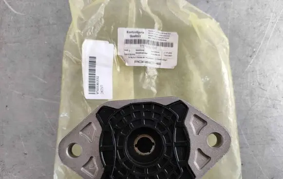 Porsche Panamera (970) Front coil spring rubber mount 97033301532 97033301505 97033301531