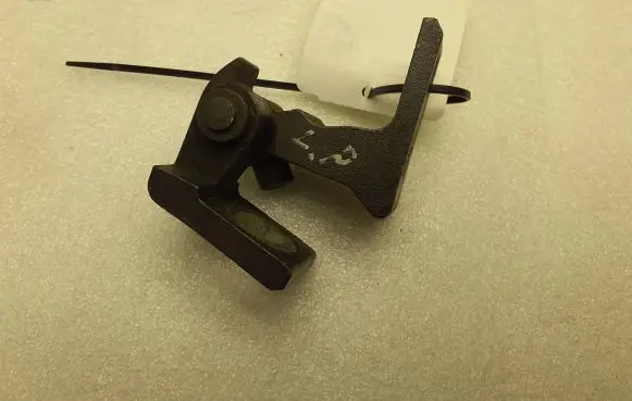 Volkswagen Sharan Front door upper hinge 7N0831401