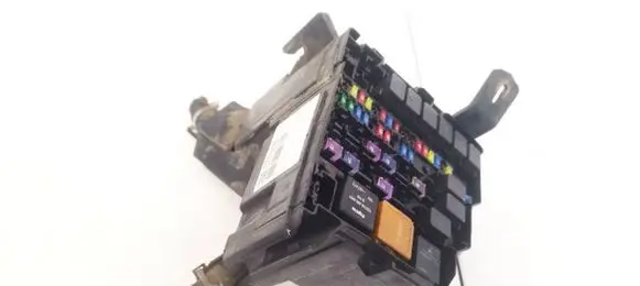 Mazda 2 Fuse box set 59043W