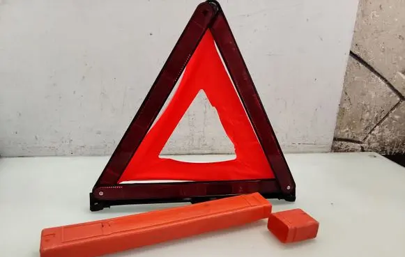 Seat Ibiza IV (6J,6P) Emergency warning sign 