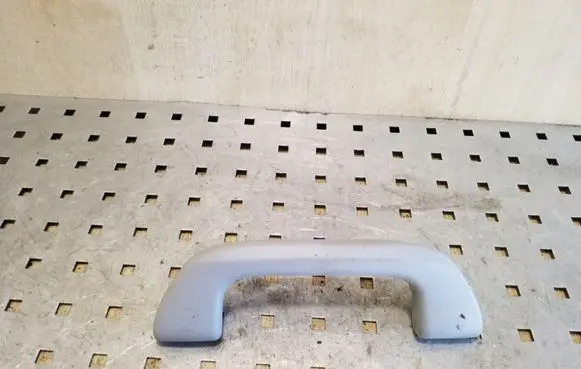Honda CR-V Front interior roof grab handle