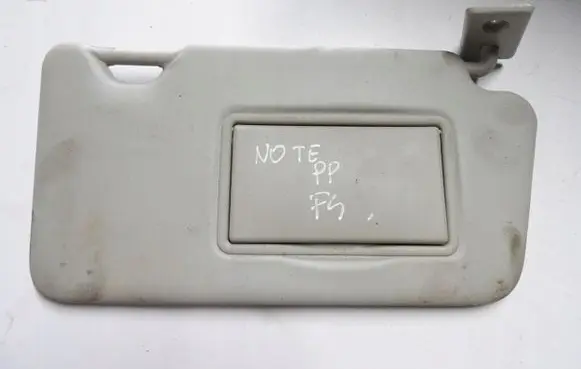 Nissan Note (E12) Sun visor clip/hook/bracket 8200973738