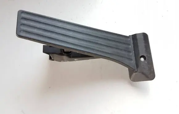 BMW 1 F20 F21 Accelerator throttle pedal 6853176 35426853176 6PV010435