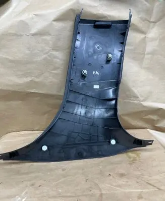 BMW 4 F36 Gran coupe (B) pillar trim (bottom) 51437311217 20024110