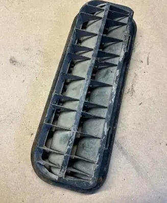 Volkswagen Transporter - Caravelle T5 Rear air vent grill 7H0819181