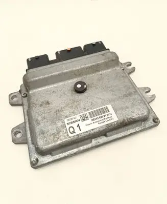 Nissan Qashqai+2 Engine control unit/module MEC93620