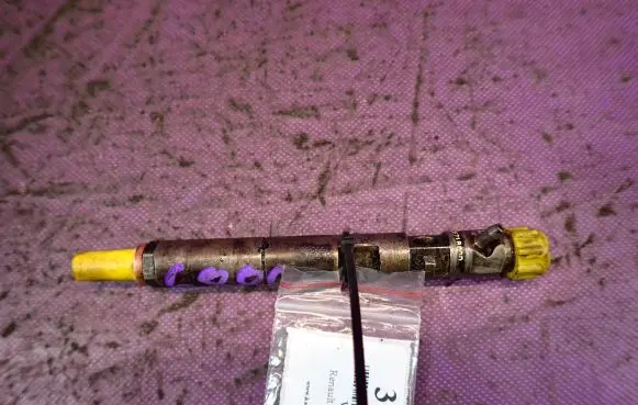 Renault Scenic II - Grand scenic II Fuel injector