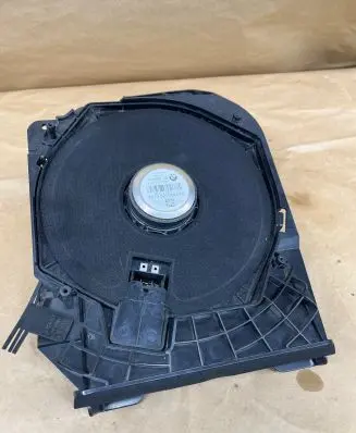 BMW 4 F36 Gran coupe Subwoofer speaker 18820010 9210147 430407861871