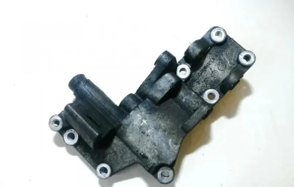 Mitsubishi Lancer X Engine mounting bracket 04891592aa