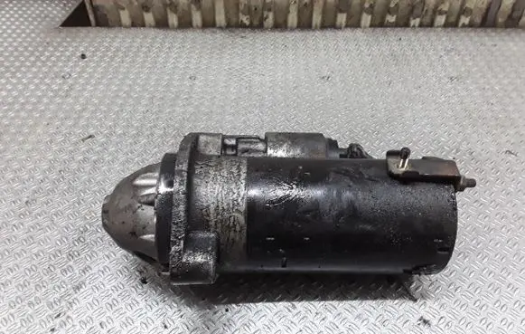 Audi A4 S4 B7 8E 8H Starter motor 0001109064