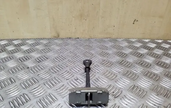 Toyota Corolla Verso E121 Front door check strap stopper