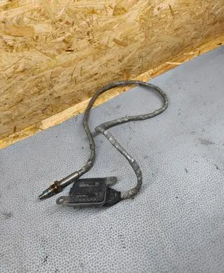Opel Vivaro Lambda probe sensor 227902682R A3C0143400002