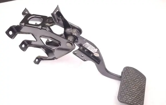 Mercedes-Benz Sprinter W907 W910 Brake pedal A9102900100 20181205 M1805011302