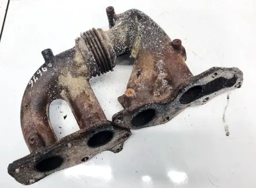 Mazda CX-7 Exhaust manifold