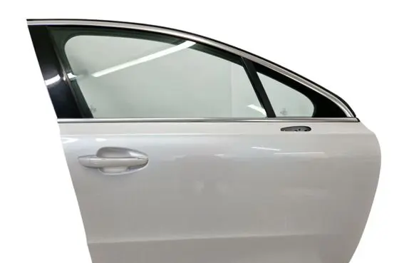 Peugeot 508 RXH Front door 