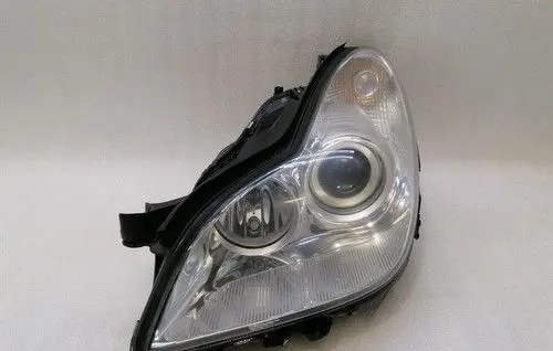 Mercedes-Benz CLS C219 Headlight/headlamp LIGHTA2198200761