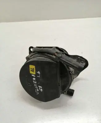 Opel Vectra B Intake resonator 90530018