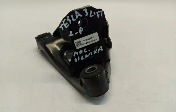 Tesla Model 3 Engine mounting bracket 1110233-00-C