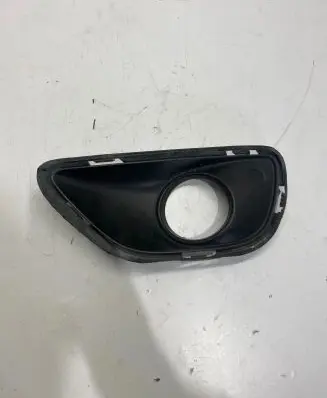 Porsche Cayenne (92A) Front fog light trim/grill 7P5807823