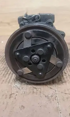 Volvo S40, V40 Air conditioning (A/C) compressor (pump) SD7H15