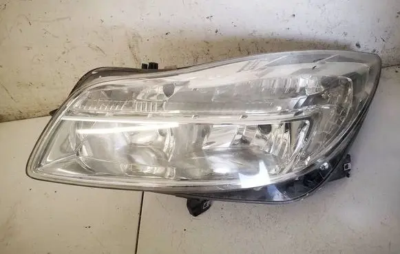 Opel Insignia A Headlight/headlamp 13226780